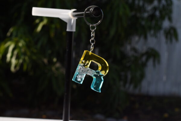 "R" Keychain